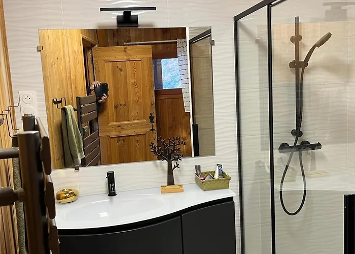 D Exception Ensoleille, Vue Grandiose * Faucon-de-Barcelonnette